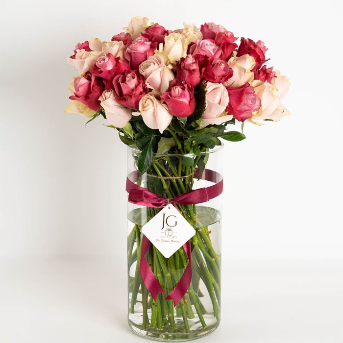 Delicate Rose vase