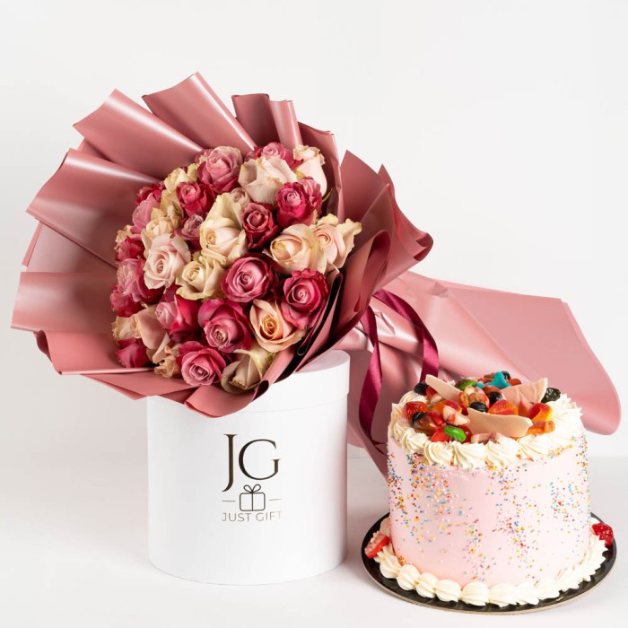 Moments of Roses & Cake