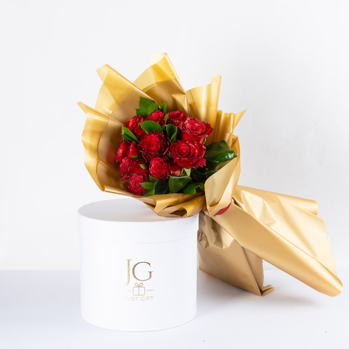 Golden Rose Bouquet