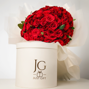 Infinity one Hundred Fifty Roses 